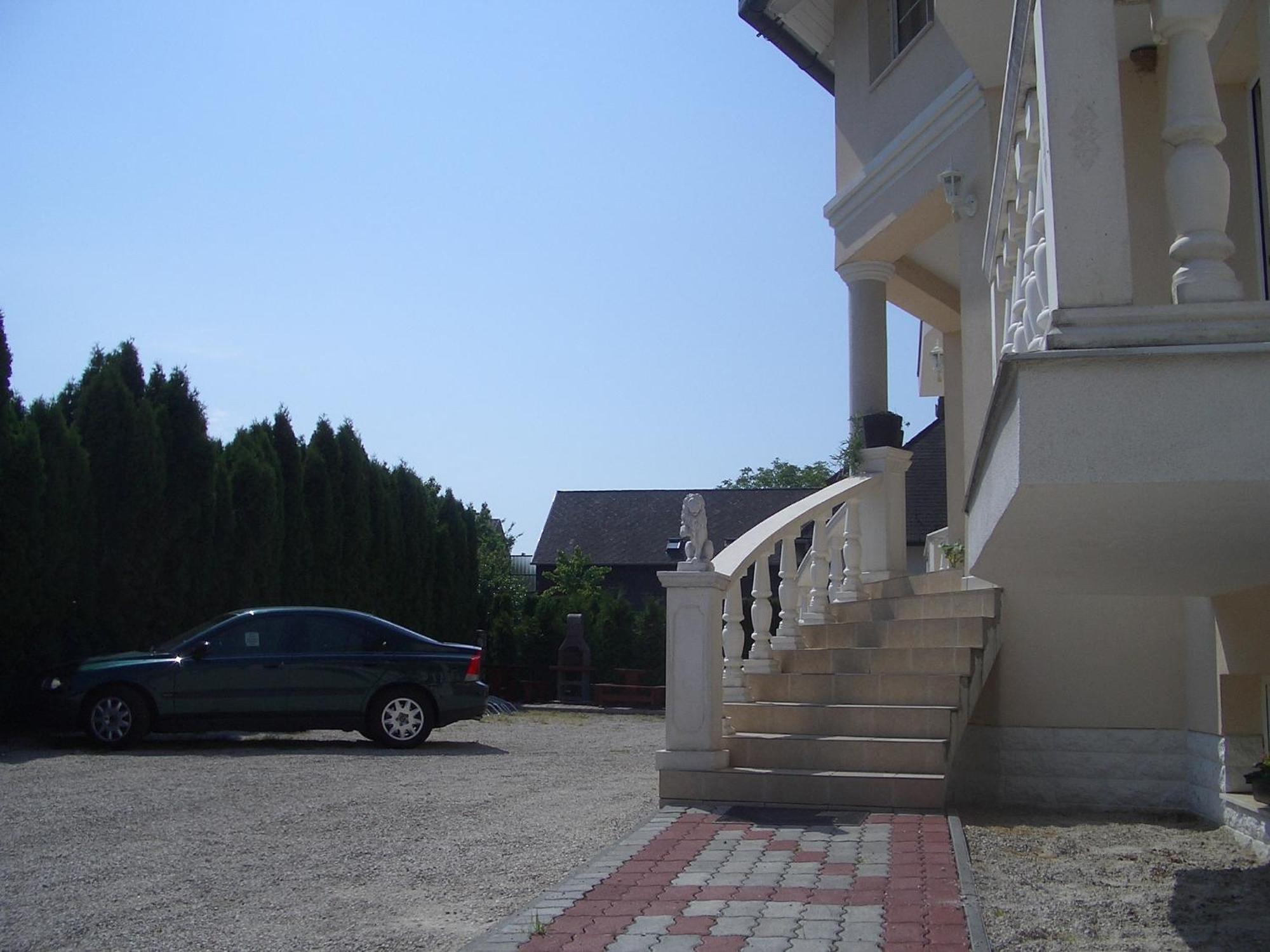 Hegyi Villa Heviz Luaran gambar