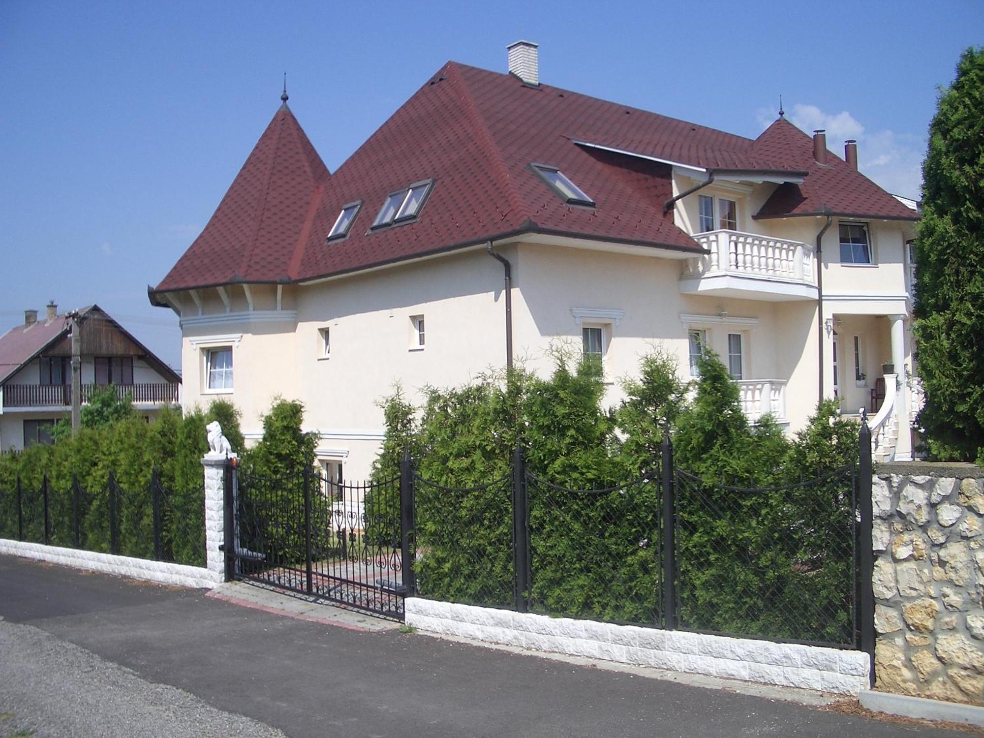Hegyi Villa Heviz Luaran gambar