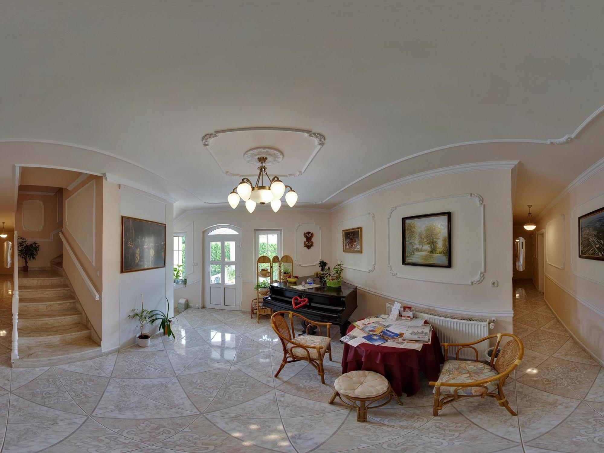 Hegyi Villa Heviz Luaran gambar
